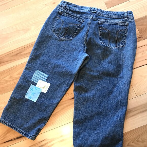 Upcycled Patchwork Capris Jeans: Handmade Summer Picnic Theme Patches, Size 14 - Picture 6 of 10